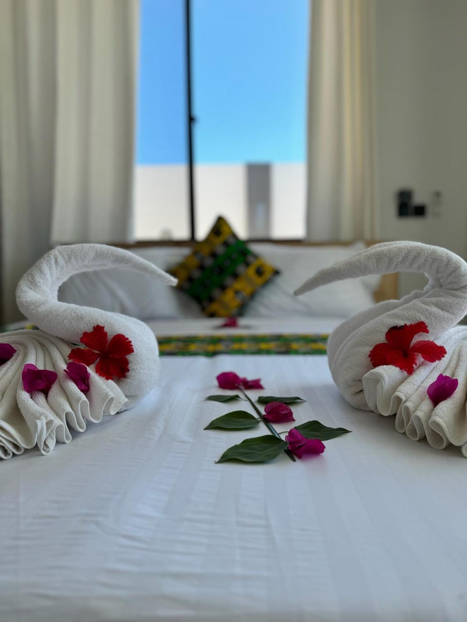 Natural Garden Boutique Hotel ジャンビアニ エクステリア 写真